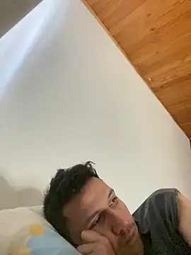 Snapshot of Michaell_Spinelly chatting on 11.11.25 Michaell Spinelly online show from 11.11.25