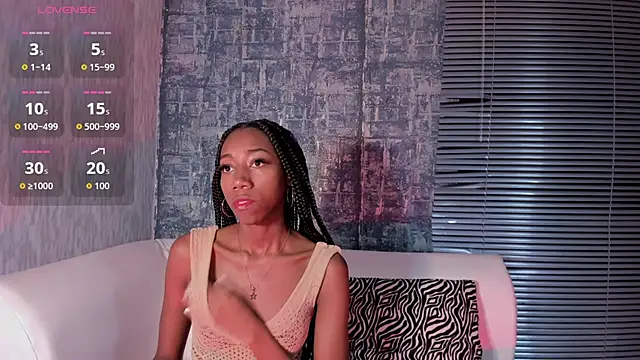 NathalyLeen online show from 10.14.25