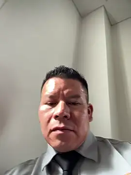 Manu0586 online show from 04.18.26