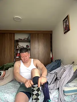 Snapshot of Manu0586 chatting on 05.15.26 Manu0586 online show from 05.15.26