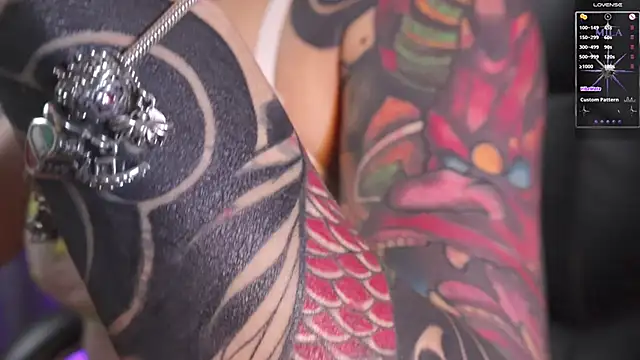 Miila snow online show from 11.19.25