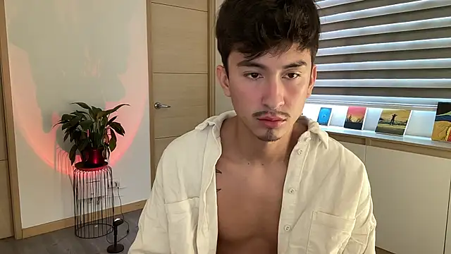 sweettaaron01 online show from 10.15.25