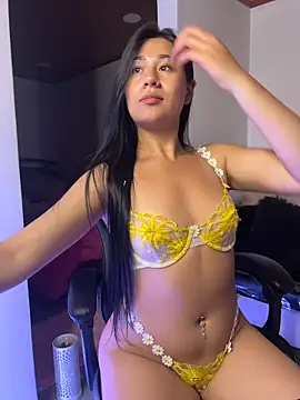 evelyn ch  online show from 03.03.26