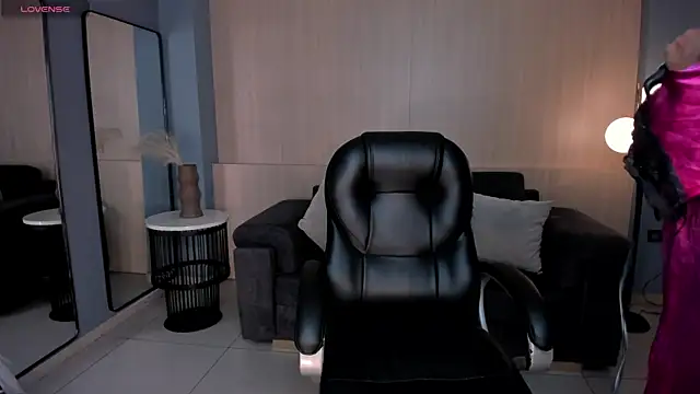 SarahYates online show from 03.29.26