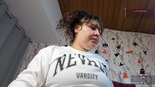 Larissa Antonella online show from 11.03.25