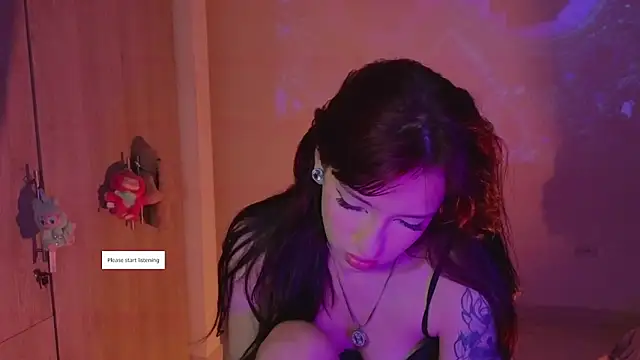 Snapshot of Moonlightt_21 chatting on 02.14.26 Moonlightt 21 online show from 02.14.26