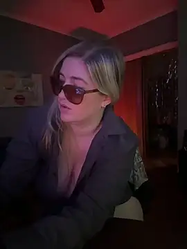 Granlady7 online show from 04.19.26