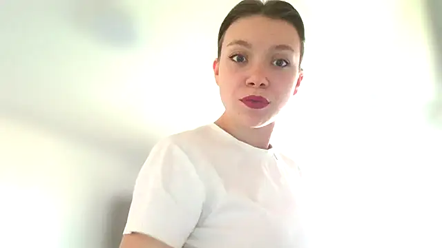 Snapshot of WonderAngela chatting on 03.04.26 WonderAngela online show from 03.04.26