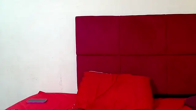 HugeTitisxx online show from 12.14.25