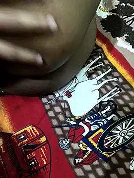 Dassing strip couple online show from 02.28.26