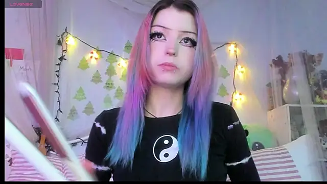 bunnyislewd online show from 12.17.25