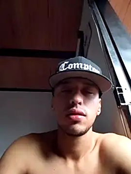 Snapshot of Mcsan chatting on 08.08.26 Mcsan online show from 08.08.26