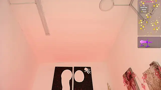Snapshot of Iamlola_ chatting on 09.10.25 Iamlola  online show from 09.10.25