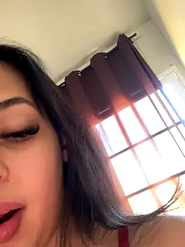 jujuarantes  2025 online show from 11.21.25