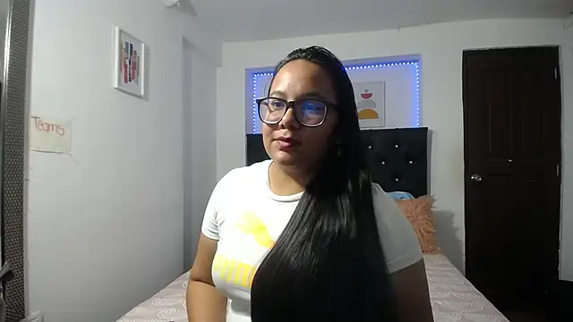 Snapshot of maria_sexx96 chatting on 11.11.25 maria sexx96 online show from 11.11.25