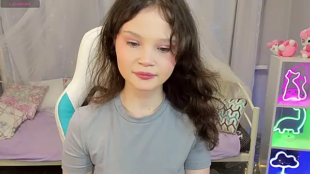 Snapshot of EmilyChaves chatting on 01.16.26 EmilyChaves online show from 01.16.26