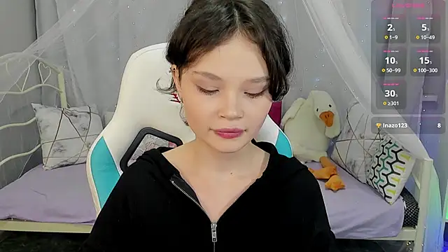 Snapshot of EmilyChaves chatting on 02.09.26 EmilyChaves online show from 02.09.26