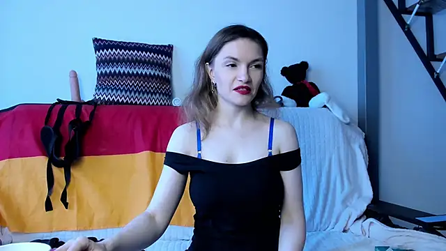 Katherine Twilight online show from 12.19.24