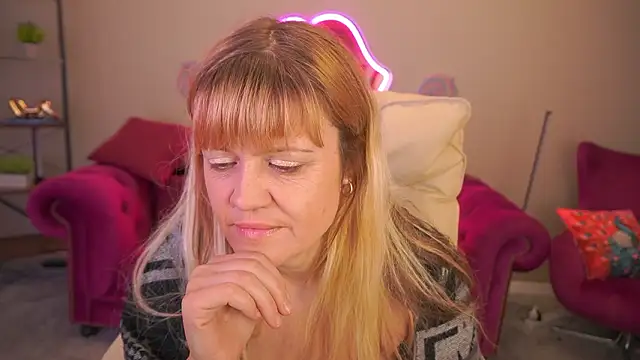 BellaLaPetit online show from 02.02.26