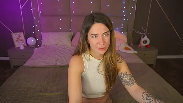 Snapshot of KateShanny chatting on 03.14.26 KateShanny online show from 03.14.26