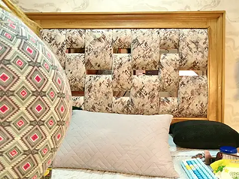 ZOLEY WATSON online show from 02.16.26