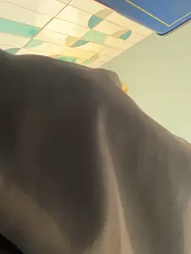 Snapshot of yummy0322 chatting on 09.19.25 yummy0322 online show from 09.19.25