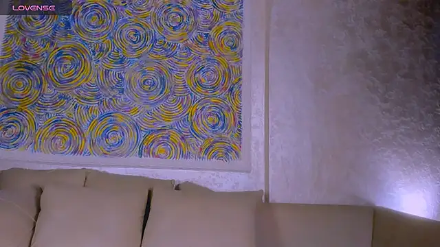 Snapshot of marrenaa chatting on 09.27.25 marrenaa online show from 09.27.25