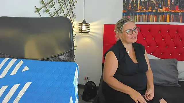 carolinacrus01 online show from 09.27.25