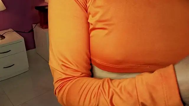 LiLLiAnderson online show from 10.31.25