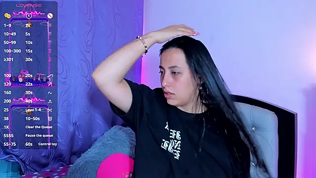 my aleja  online show from 04.08.26