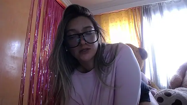 Snapshot of miss_lilieth chatting on 06.06.26 miss lilieth online show from 06.06.26