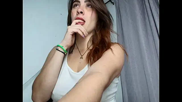 ImSophieFox online show from 02.14.26