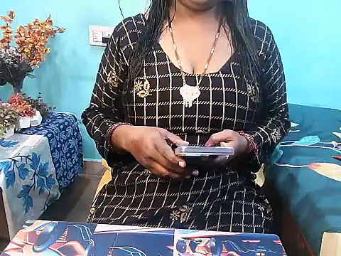 PREETI BABY online show from 10.24.25