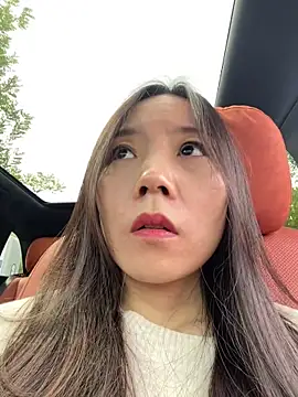 xinmeng-000 online show from 10.18.25