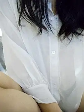 Snapshot of Maria2299 chatting on 06.17.26 Maria2299 online show from 06.17.26