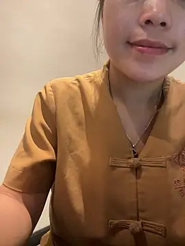 Snapshot of Bella_7777 chatting on 06.21.26 Bella 7777 online show from 06.21.26