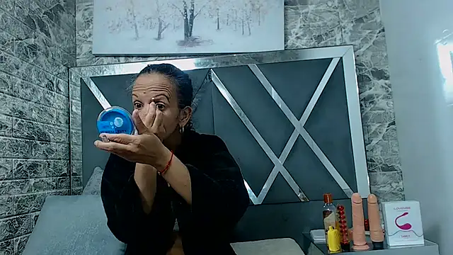 YanetRose online show from 09.09.25