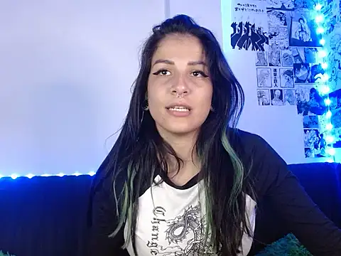 Snapshot of Chloe_paytone chatting on 10.06.25 Chloe paytone online show from 10.06.25