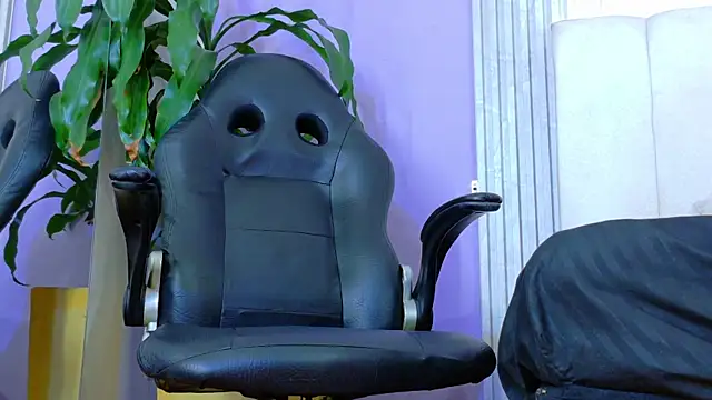 aliisonn cooper online show from 04.18.26