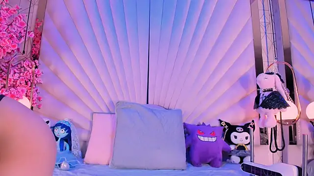 VesperVelvet online show from 04.10.26