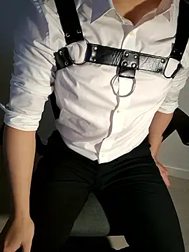 111owo111 online show from 10.06.25