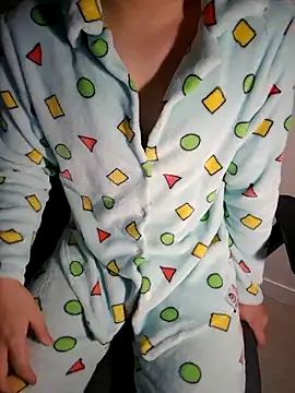 111owo111 online show from 10.12.25