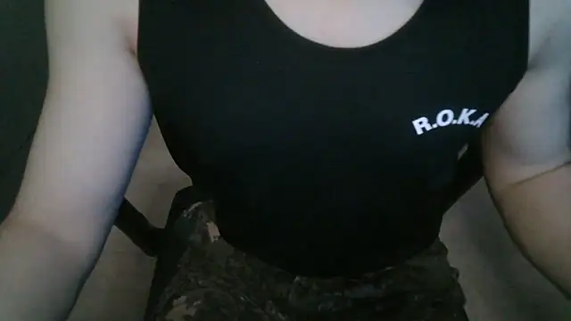 Snapshot of 111owo111 chatting on 05.22.26 111owo111 online show from 05.22.26