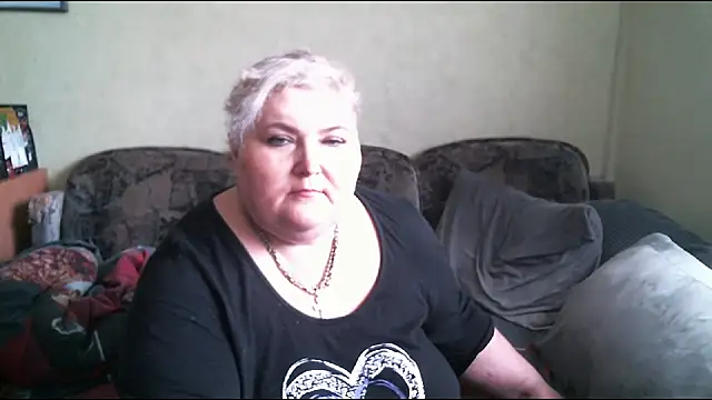 Snapshot of Lana555 chatting on 03.05.25 Lana555 online show from 03.05.25