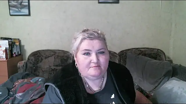 Snapshot of Lana555 chatting on 03.09.25 Lana555 online show from 03.09.25