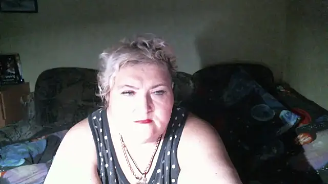 Snapshot of Lana555 chatting on 09.22.25 Lana555 online show from 09.22.25
