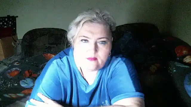 Snapshot of Lana555 chatting on 10.06.25 Lana555 online show from 10.06.25