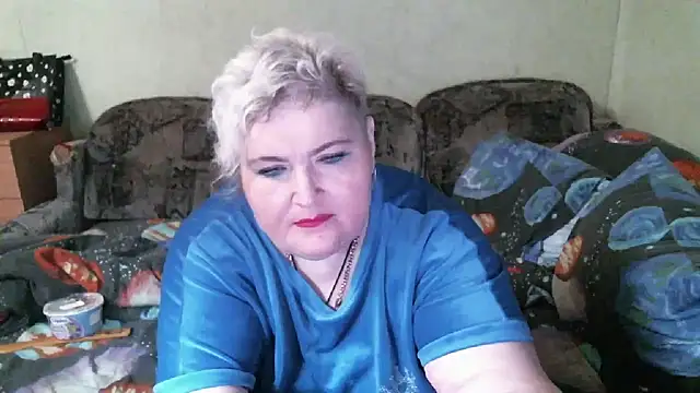 Snapshot of Lana555 chatting on 10.08.25 Lana555 online show from 10.08.25