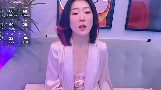 AikoYamada online show from 10.18.25