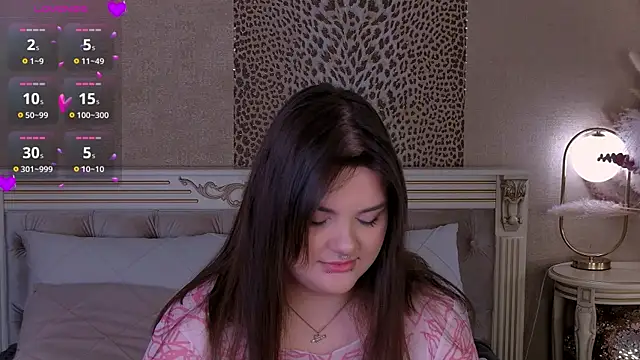 EmilyHyde online show from 02.20.26